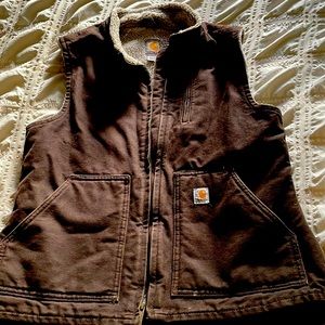 Ladies Carhartt Sherpa Fleece Lined Vest. Dark brown. Medium
